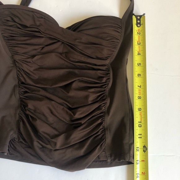 La Blanca Ruched Swim Top Size 6 - Picture 8 of 8